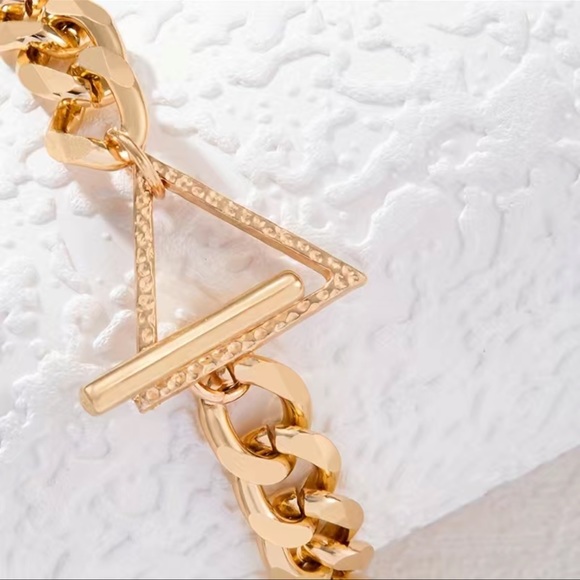 💛 NEW Gold 18k plated Geometric Triangle Chain Chunky Bracelet - Picture 4 of 5